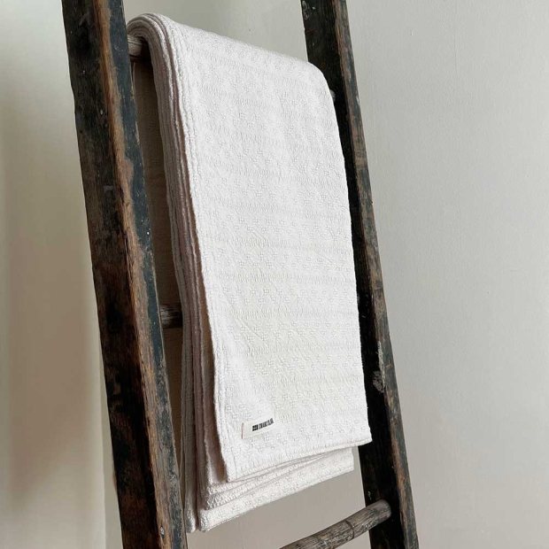 Bedford Cotton Throw view 3