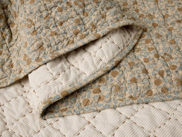 Blossom Handstitched Quilt view 3