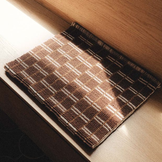 Lupe Kitchen Mat - Brown / Natural view 4