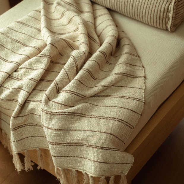 Pia Blanket view 3