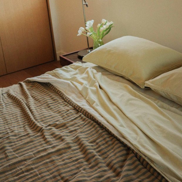 Vintage Stripe - Coverlet view 3